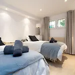 Villa Francia, Elviria